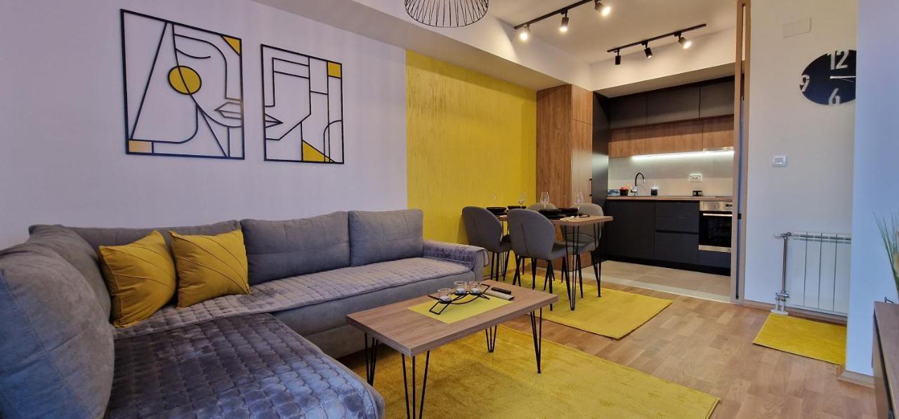 Exclusive & Modern Apartment Скопие Екстериор снимка