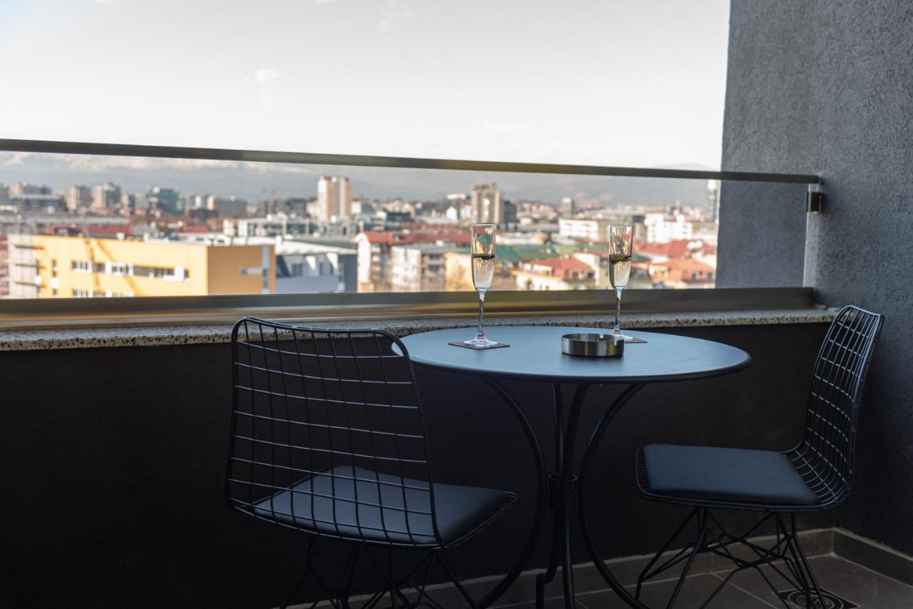 Exclusive & Modern Apartment Скопие Екстериор снимка