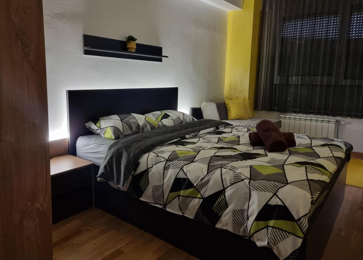 Exclusive & Modern Apartment Скопие Екстериор снимка